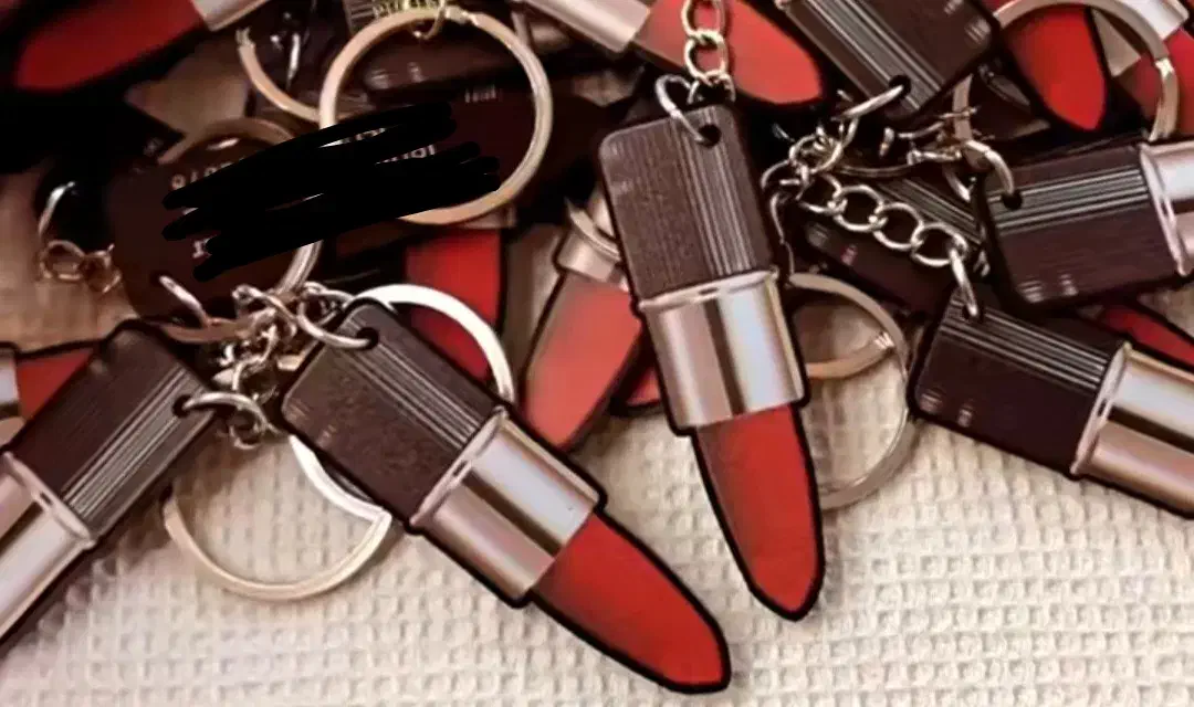 جاسویچی ارایشگرها|زیورآلات و اکسسوری|سنندج, |دیوار