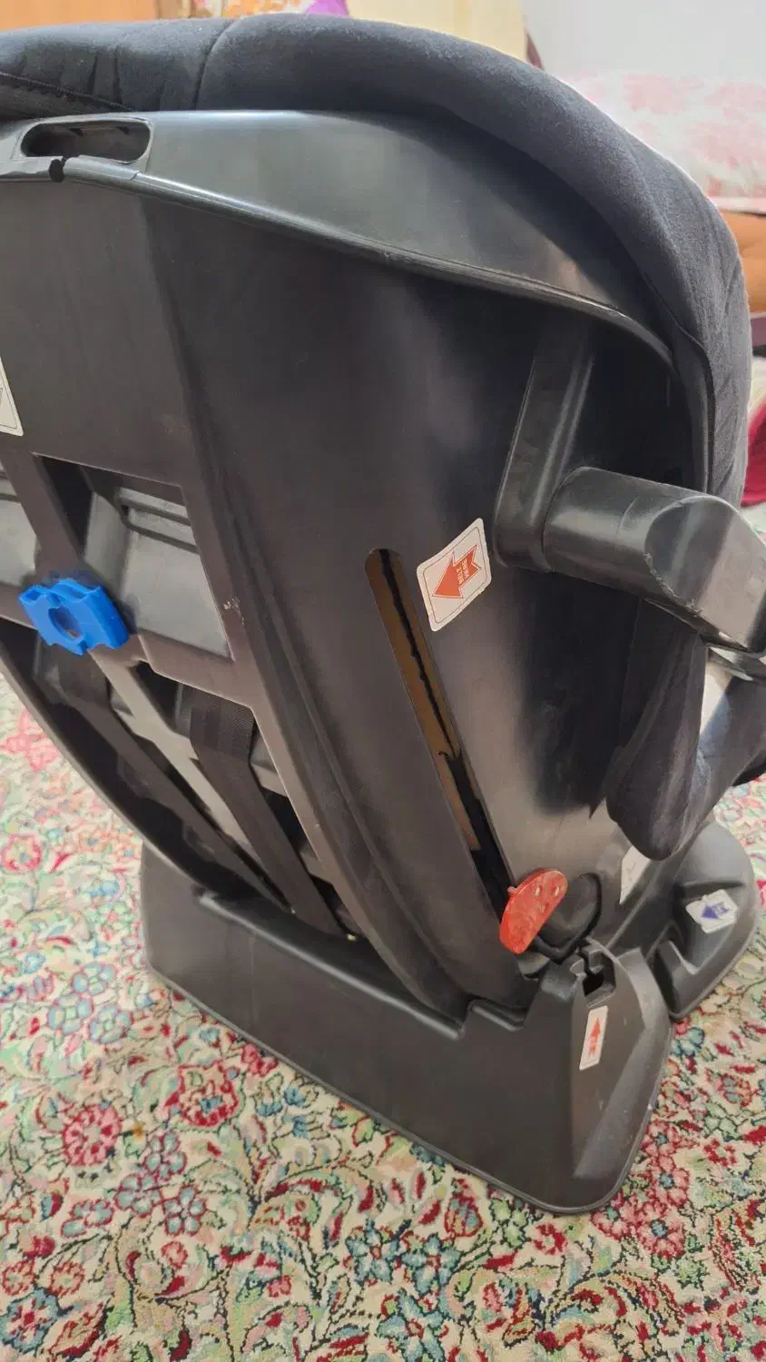 صندلی خودرو برند چیکو|تخت و صندلی بچه|کرمان, |دیوار