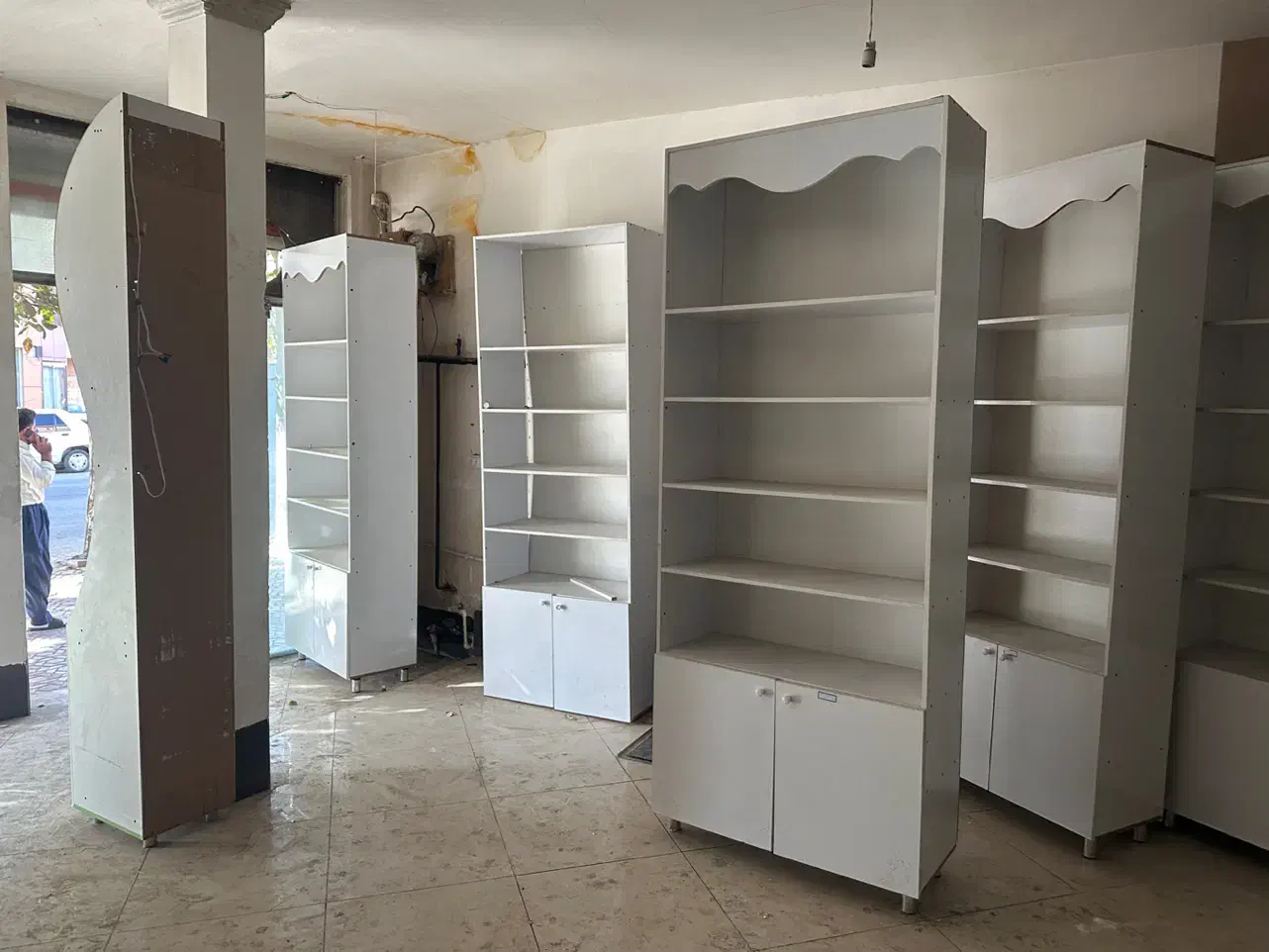 ویترین مغازه|کتابخانه، شلف، قفسه‌های دیواری|مریوان, |دیوار