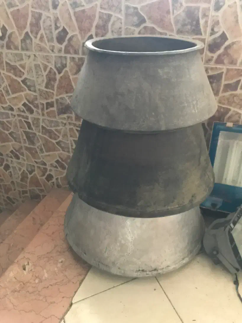 دیگ مسی قدیمی|کلکسیون اشیاء عتیقه|کرج, مهرویلا شمالی|دیوار