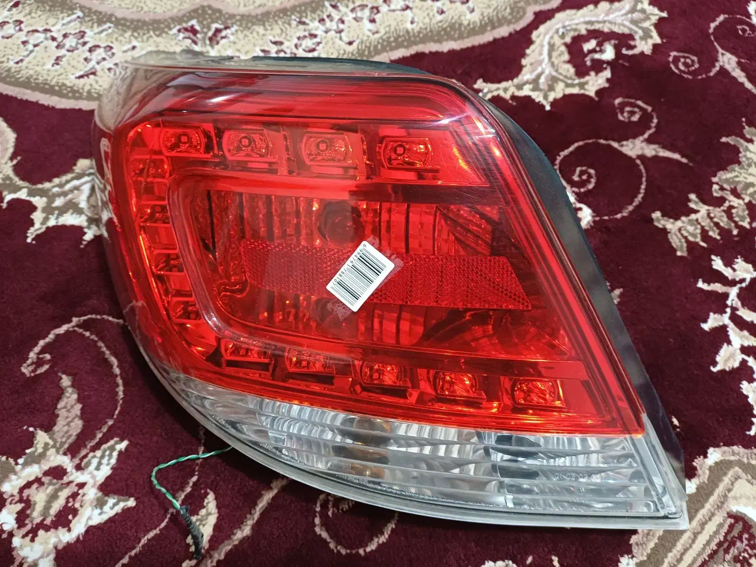 چراغ عقب و چراغ جلو دنا|قطعات یدکی و لوازم جانبی|لاهیجان, لیالستان|دیوار