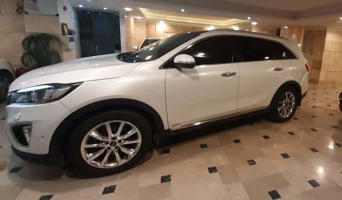 سورنتو ۲۰۱۶ GDIسفید صدفی در حد|خودرو سواری و وانت|تهران, نازی‌آباد|دیوار