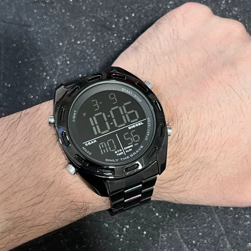 دیزل دیجیتال آکبند|ساعت|فردیس, فردیس|دیوار