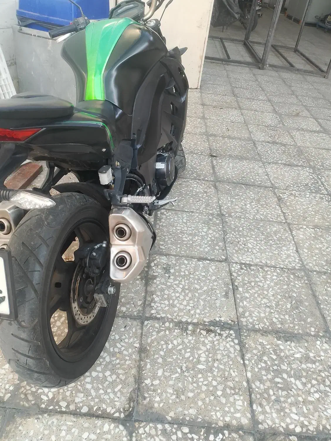 هایپرو 1400|موتورسیکلت|قم, زاویه|دیوار