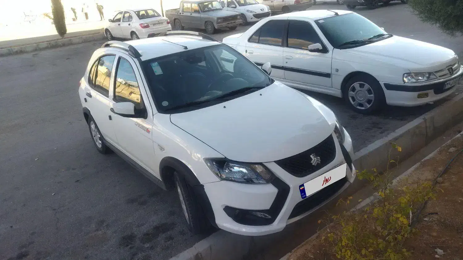 کوئیک 1402|خودرو سواری و وانت|شیراز, دوکوهک|دیوار