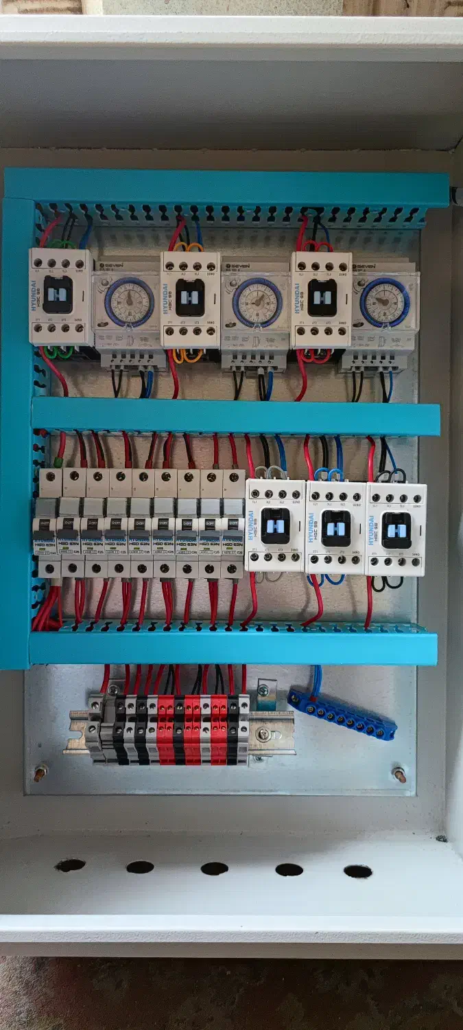 کارگر ساده برق صنعتی|استخدام صنعتی، فنی، مهندسی|تهران, ائمه اطهار|دیوار