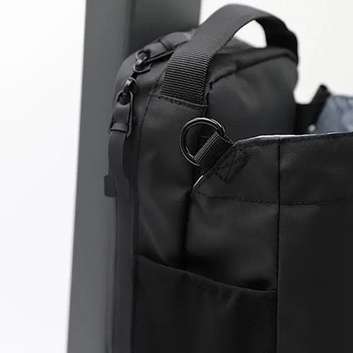 کیف مگنتی باشگاه ضد آب با محفظه قمقمه و موبایل|تجهیزات ورزشی|تهران, دکتر هوشیار|دیوار