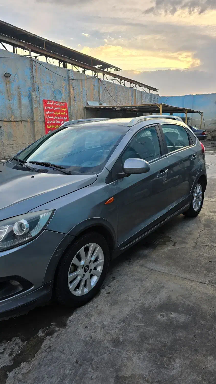 MVM315 تر و تمیز|خودرو سواری و وانت|اصفهان, برزان|دیوار