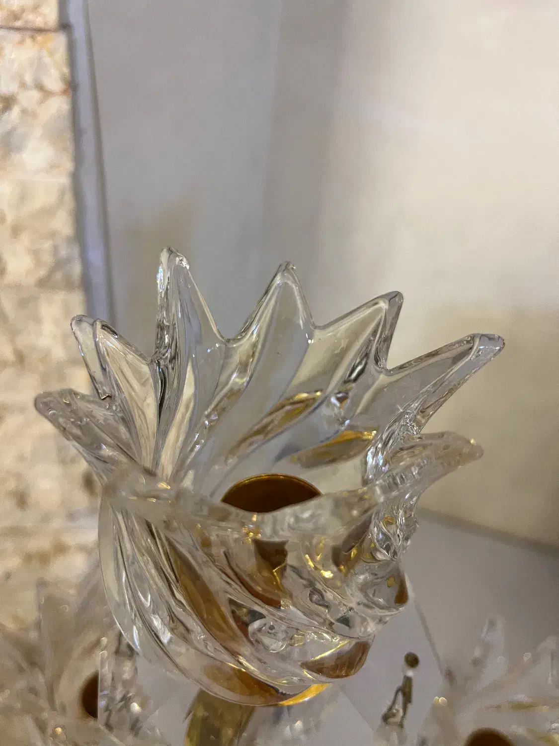 شمعدونی زیبا و طلایی|لوستر و چراغ آویز|قم, شهرک مهدیه|دیوار