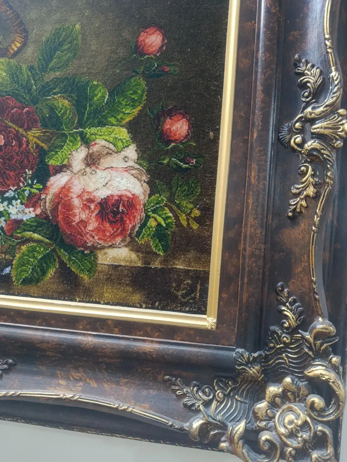 تابلو فرش دستبافت گل ابریشم امضا نشان اصلی|تابلو فرش|تهران, پرستار|دیوار