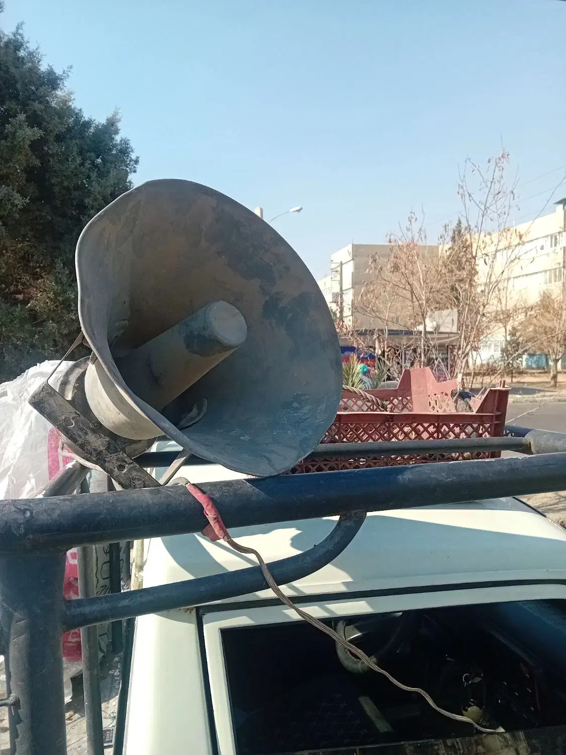 بلندگو وانتی سالم|صوتی و تصویری|رباط‌کریم, نصیرشهر|دیوار