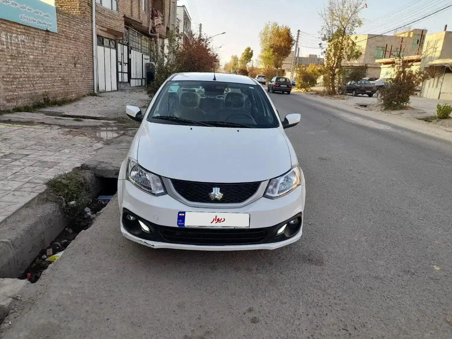 ساینا s مدل 1403در حد کارمندی کم کار|خودرو سواری و وانت|اهر, |دیوار