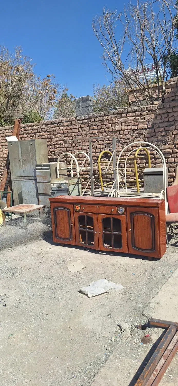 فروش میز و کمد فایل|دفتر کار|بیرجند, |دیوار