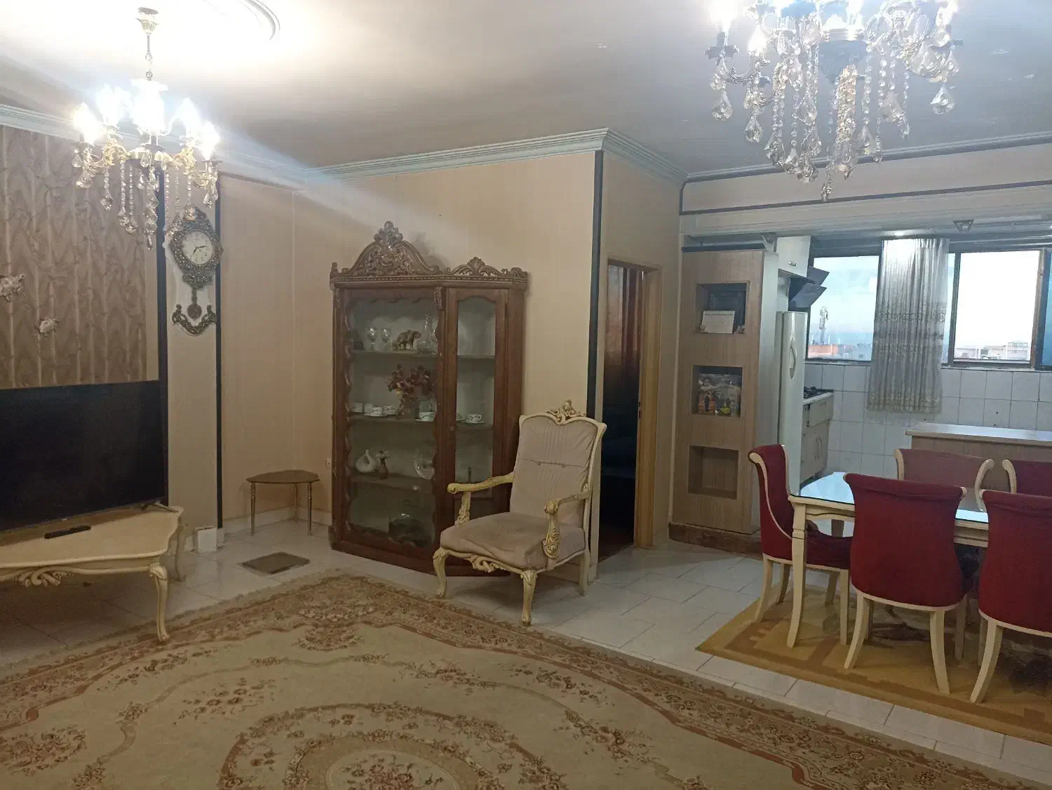 فروش آپارتمان آزادگان