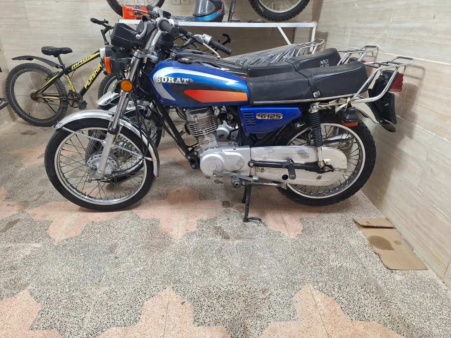 موتورسیکلت کاربراتی اپاچی پلاتینا وغیره|موتورسیکلت|میبد, |دیوار