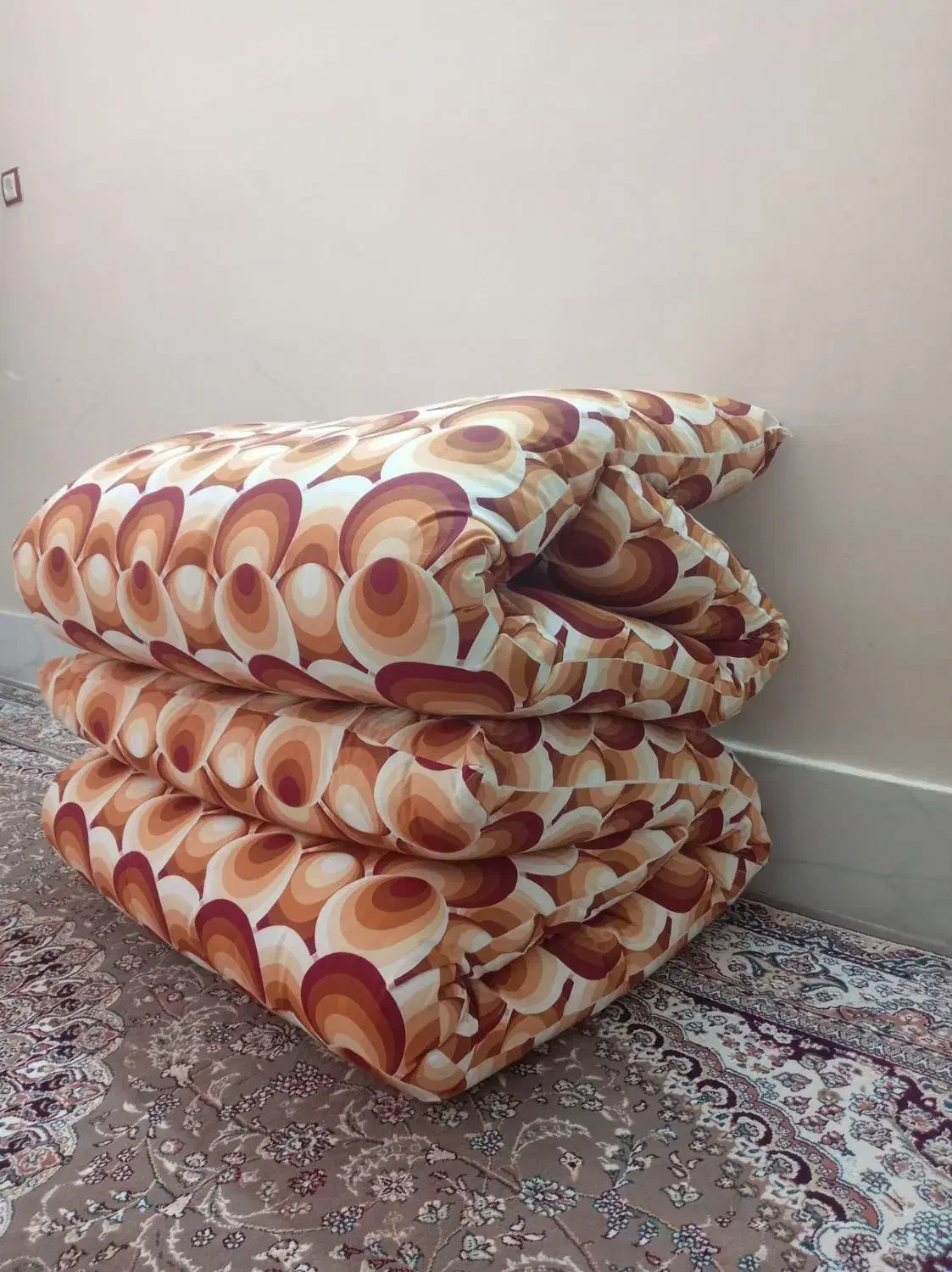 4تشک|تشک تختخواب|سبزوار, امیر کبیر|دیوار