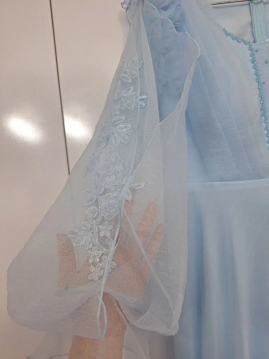 لباس مجلسی|لباس|قم, هفت تیر|دیوار