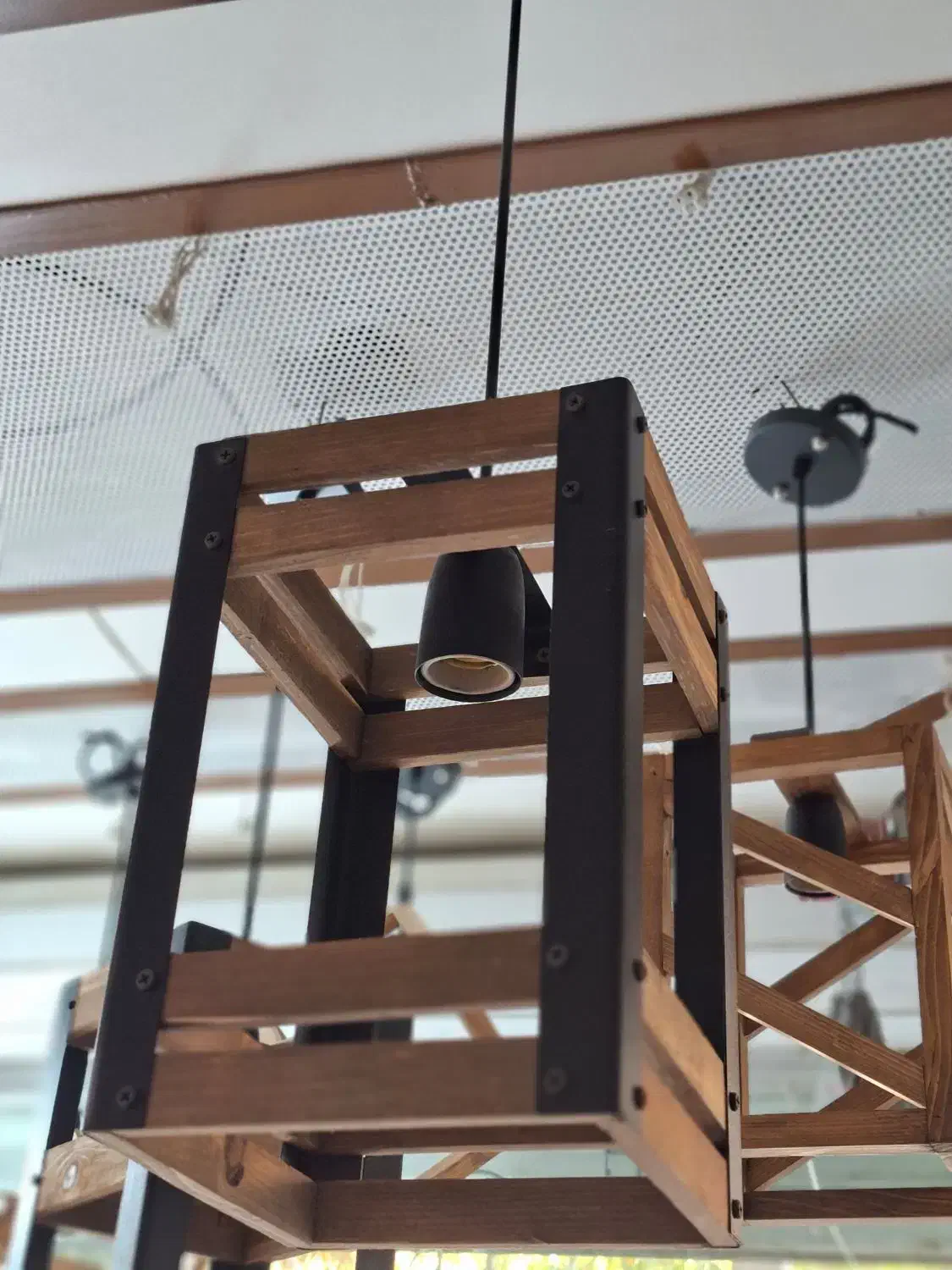 آویز های چوبی|لوستر و چراغ آویز|اصفهان, سروستان|دیوار