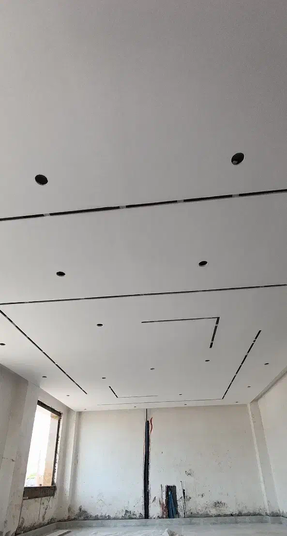 به یک نیرو جهت کار کناف و نقاشی نیازمندیم|استخدام معماری، عمران و ساختمانی|لنگرود, |دیوار