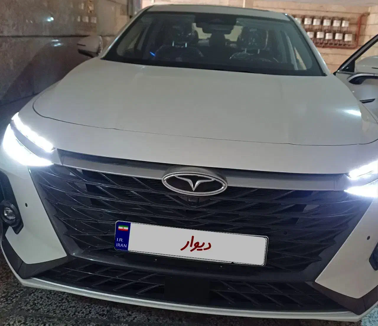 اریزو ۸ سفید صفر ۱۴۰۴|خودرو سواری و وانت|مشهد, جاهد شهر|دیوار