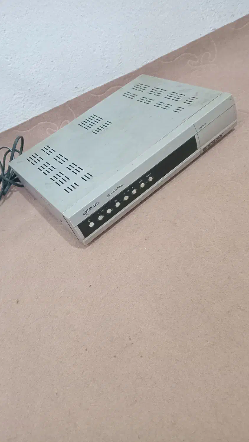 کیبورد وگیرنده دیجیتال|پخشکننده DVD و ویدیو|کوهسار (البرز), |دیوار