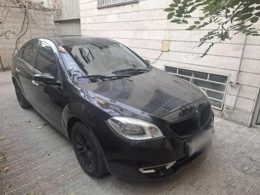 برلیانس ۳۳۰ اتوماتیک ۹۷ ۱۲۹ تا کار|خودرو سواری و وانت|اصفهان, رکن الدوله شرقی|دیوار