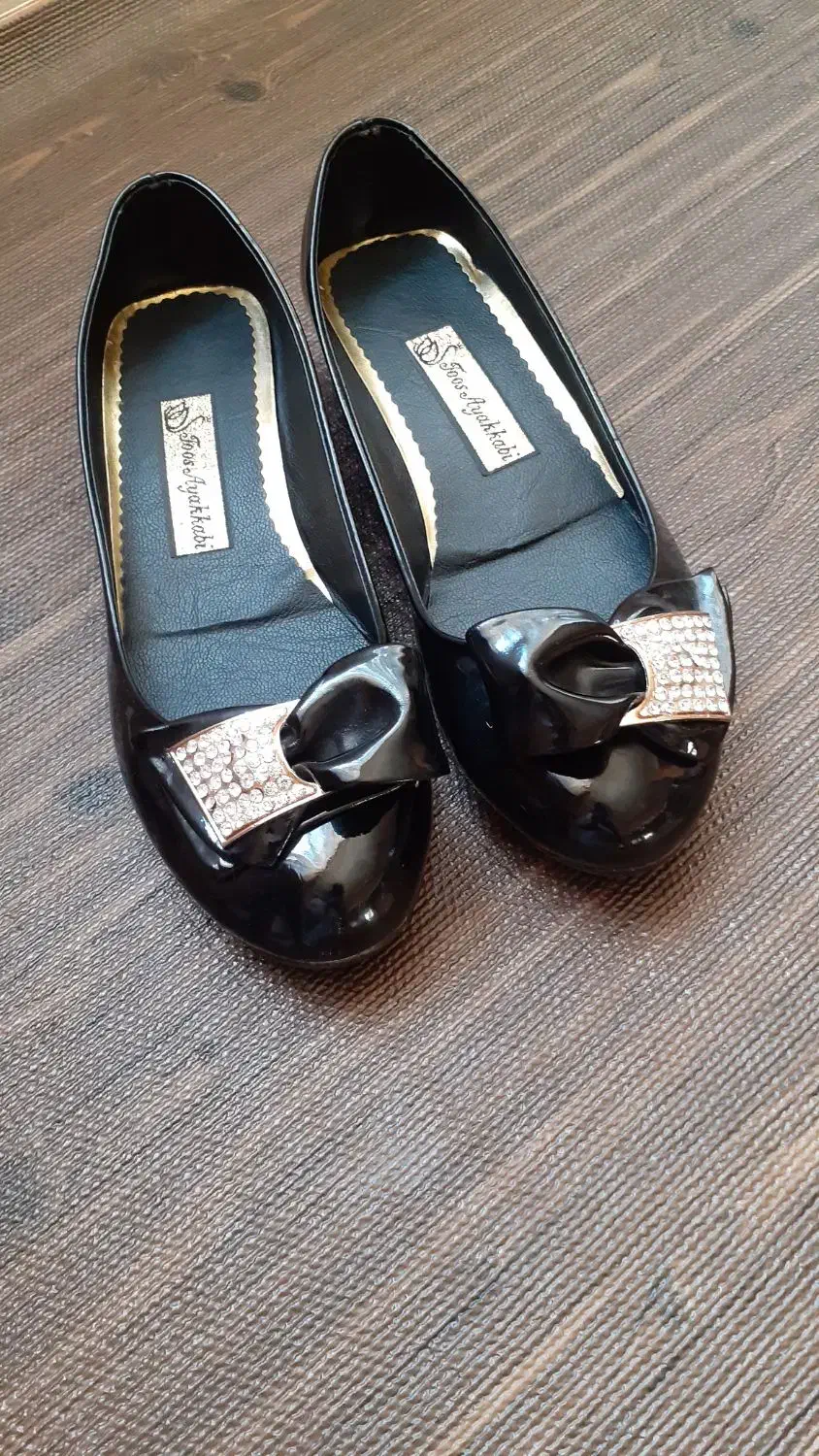 کفش بابت|کیف، کفش، کمربند|بستان آباد, |دیوار