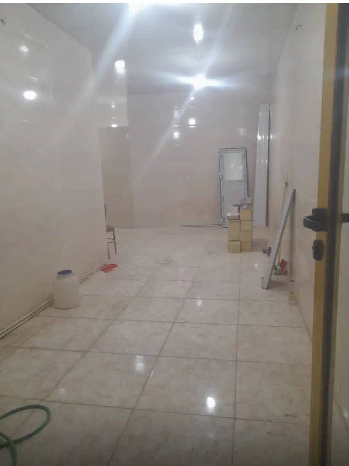 اجاره مغازه تجاری تمام رهن با متراژ بالا|اجارهٔ مغازه و غرفه|بستان آباد, |دیوار