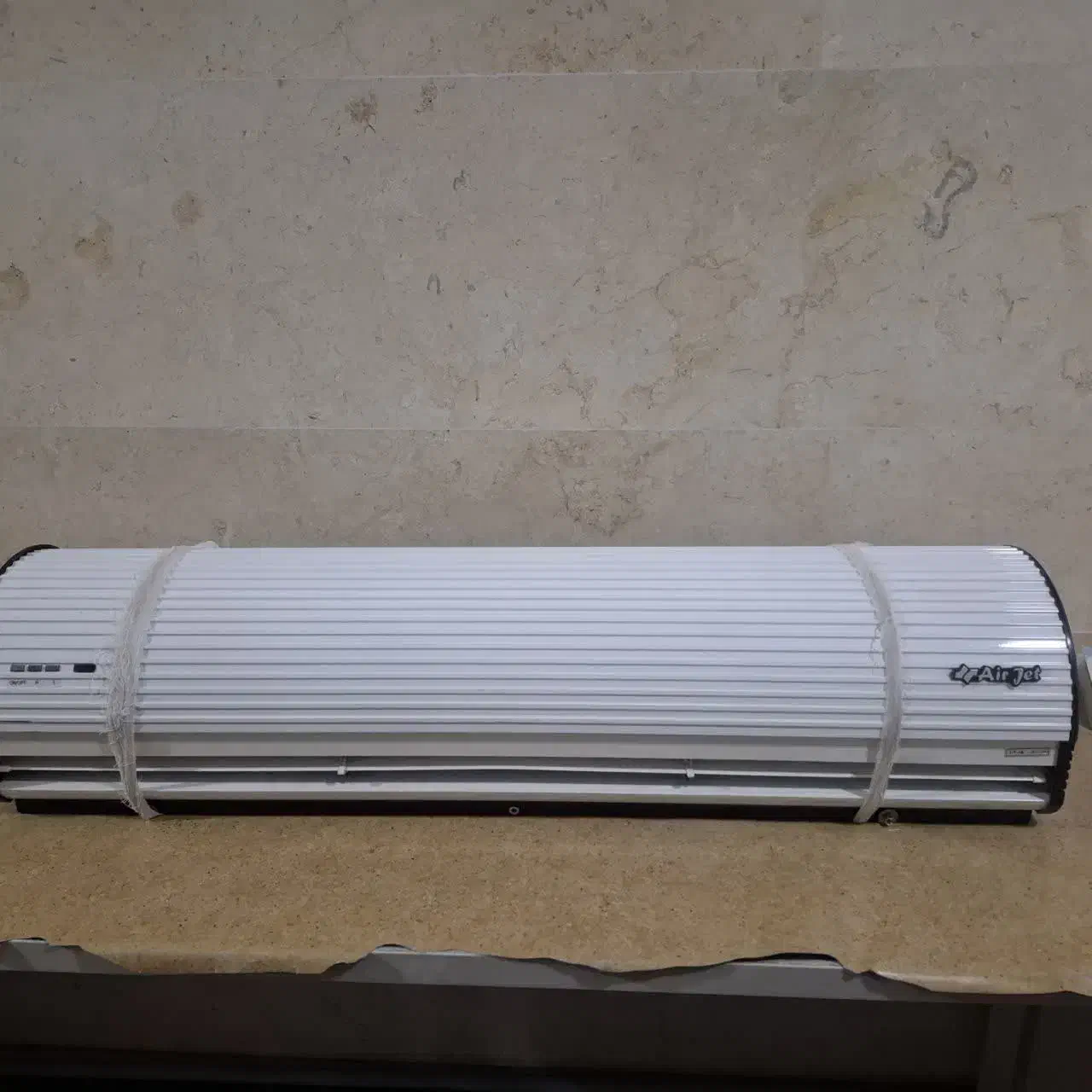 پرده هوا|پنکه و تصفیهکنندهٔ هوا|اراک, |دیوار