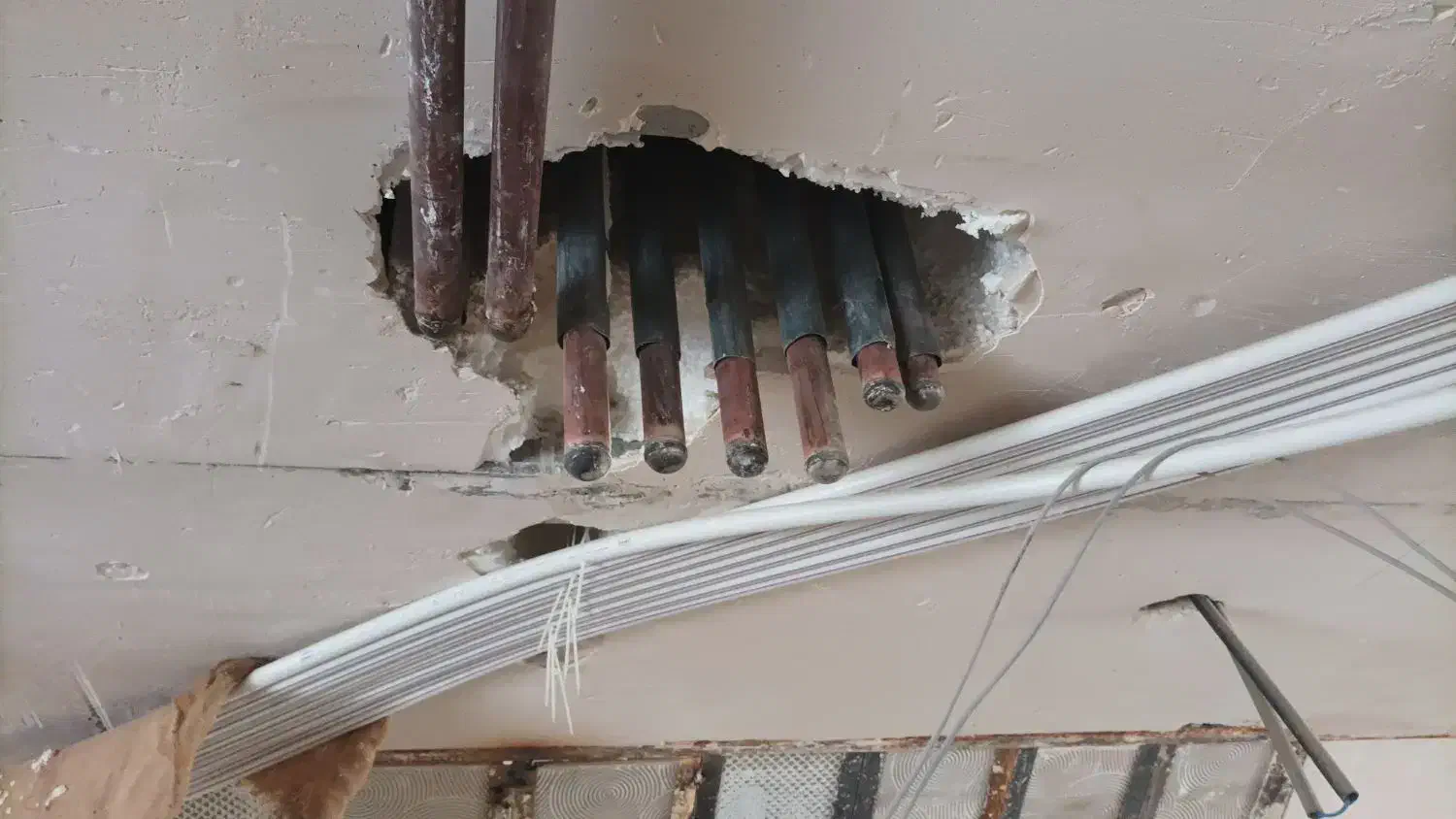 جوش کاری گاز و جوش کاری متفرقه|خدمات پیشه و مهارت|همدان, |دیوار