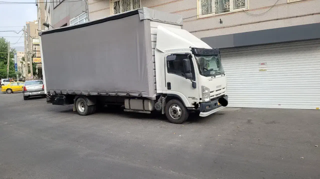 ایسوزو ۸ تن|خودرو سنگین|کرج, شهرک فهمیده|دیوار