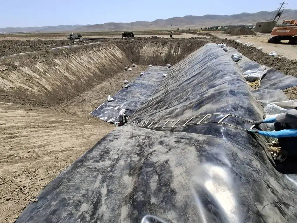 عایق استخر کشاورزی ژئوممبران|خدمات پیشه و مهارت|قزوین, |دیوار