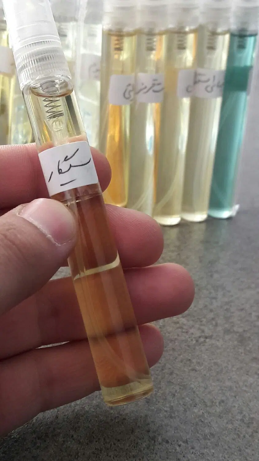 پکهای اقتصادی و اورجینال عطر لوتوس|آرایشی، بهداشتی، درمانی|اصفهان, بهارستان (مخابرات)|دیوار