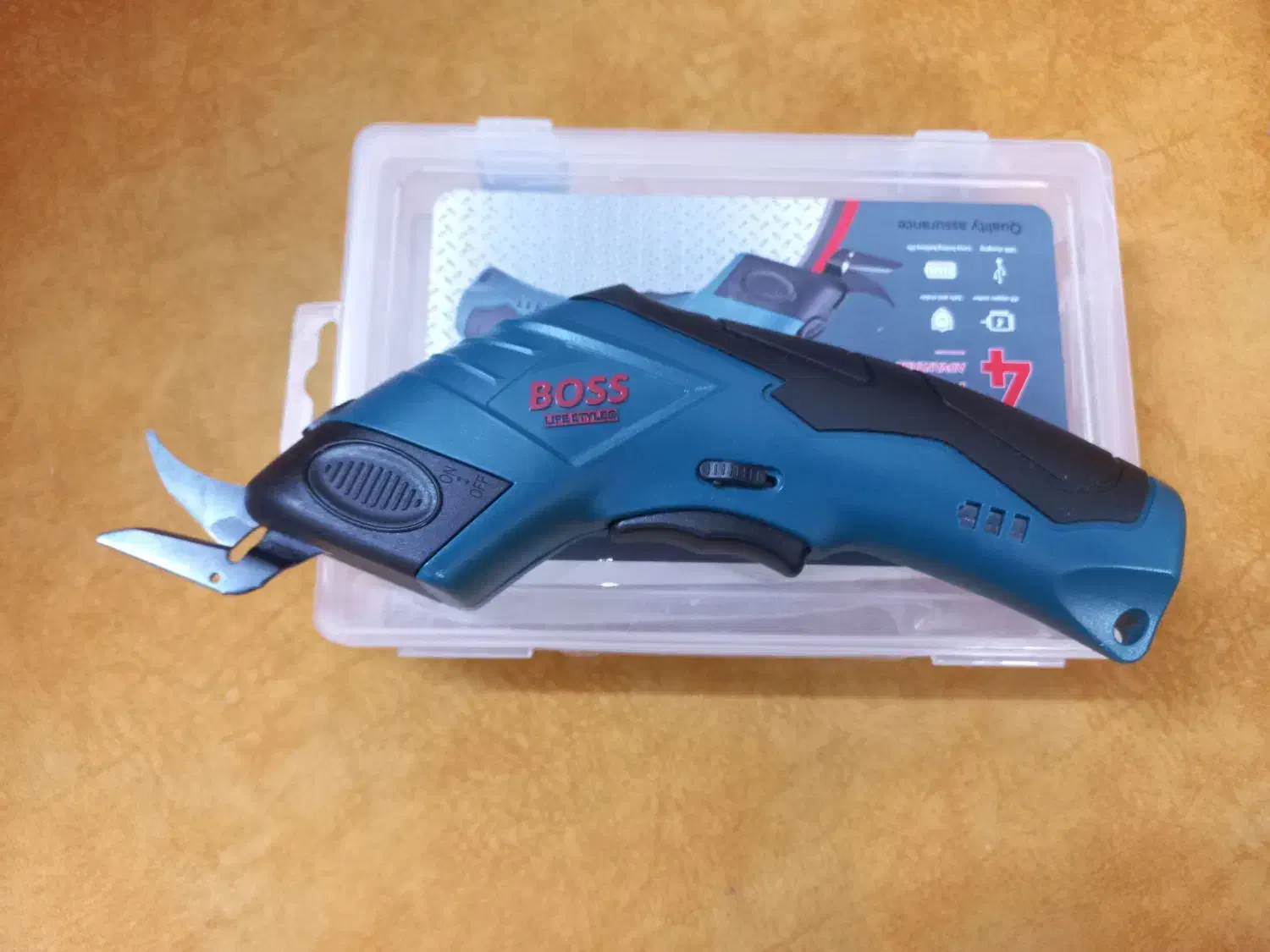 قیچی شارژی BOSS|لوازم خیاطی و بافتنی|تهران, مطهری|دیوار