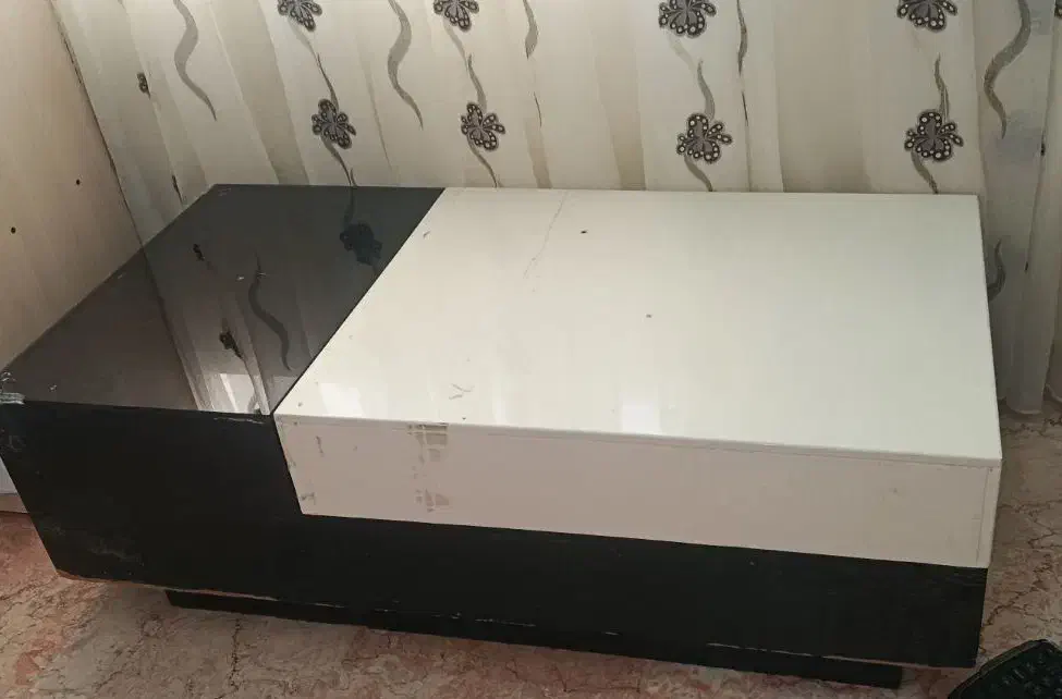 جلو مبلی و میز غذا خوری|مبلمان خانگی و میز عسلی|قشم, |دیوار