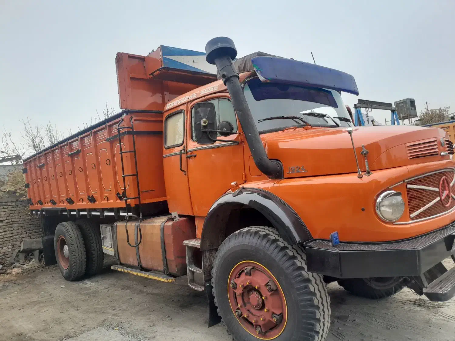 بنز تک باری دوکابین|خودرو سنگین|شاهینشهر, برخوار غرب|دیوار