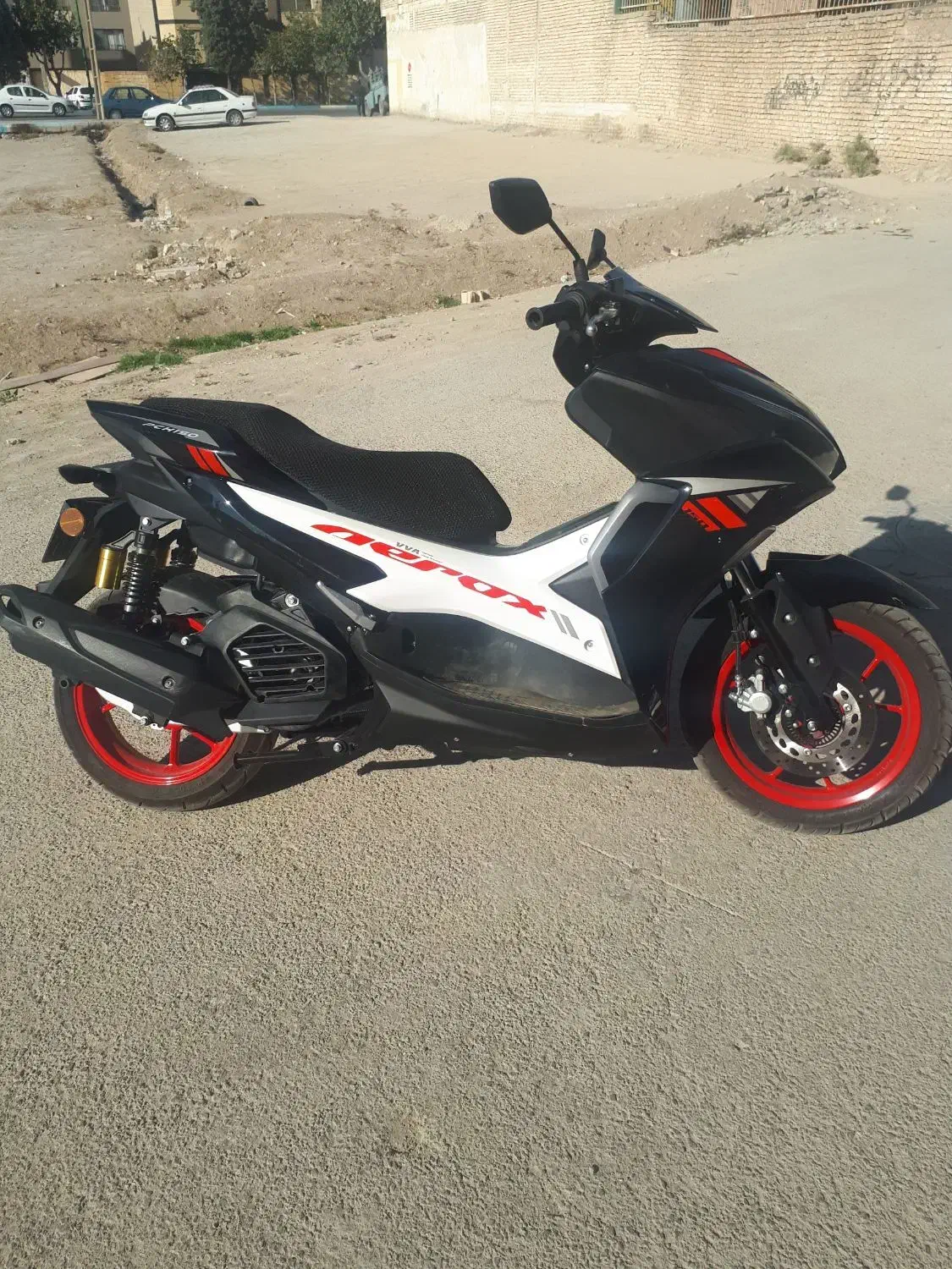 معاوضه آیروکس ۱۵۰ مدل ۱۴۰۴|موتورسیکلت|اصفهان, جلالیه|دیوار