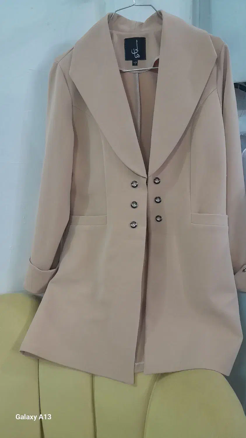 کت خیلی نو|لباس|بروجرد, |دیوار