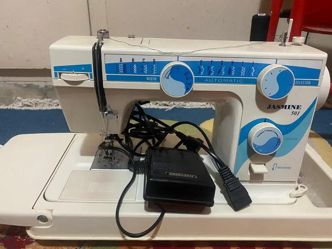 چرخ خیاطی کاچیران|چرخ خیاطی و ریسندگی|اصفهان, بیدآباد|دیوار