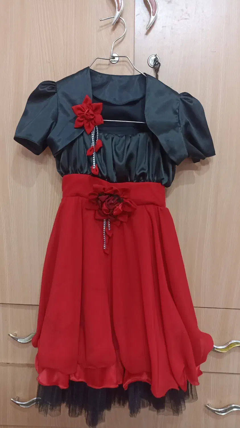 لباس مجلسی|لباس|کاشمر, |دیوار