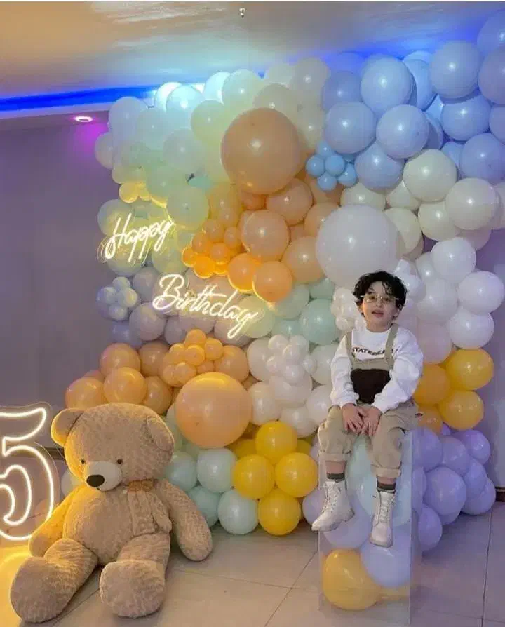 طاق افتتاحیه ..بادکنک آرایی تولدی  تخصص ماست|خدمات پذیرایی، مراسم|نیشابور, شهرک قدس|دیوار