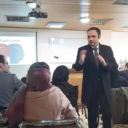فن بیان و اعتماد به نفس حرفه ای|خدمات آموزشی|تهران, جیحون|دیوار