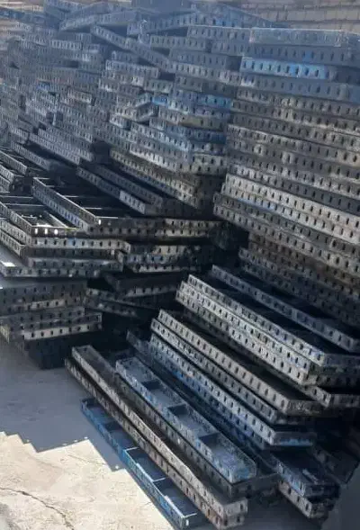 جک قالب سقفی میکسرکارکرده تخته کانکس خم چرخ داربست|مصالح و تجهیزات ساختمان|نجف‌آباد, جلال آباد|دیوار