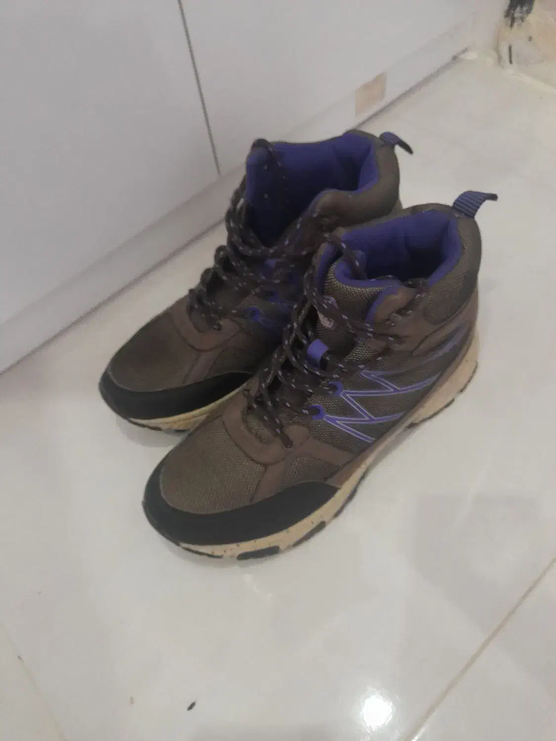 کفش کوهنوردی و طبیعت گردی ،کفش چرم طبیعی زنانه|کیف، کفش، کمربند|مشهد, رضاشهر|دیوار