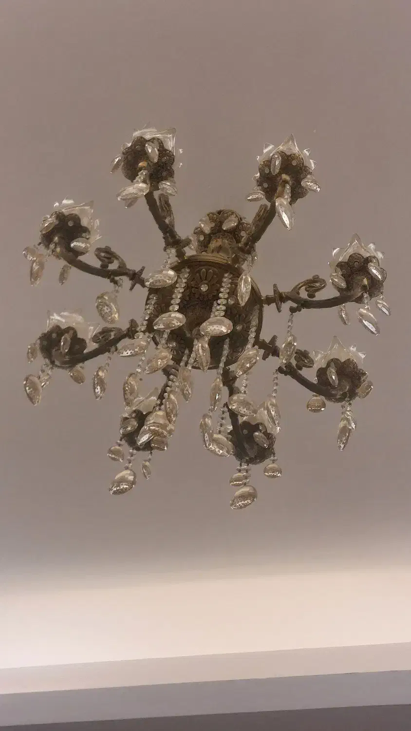 لوستر ۸ شاخه برنجی|لوستر و چراغ آویز|تهران, امیر بهادر|دیوار