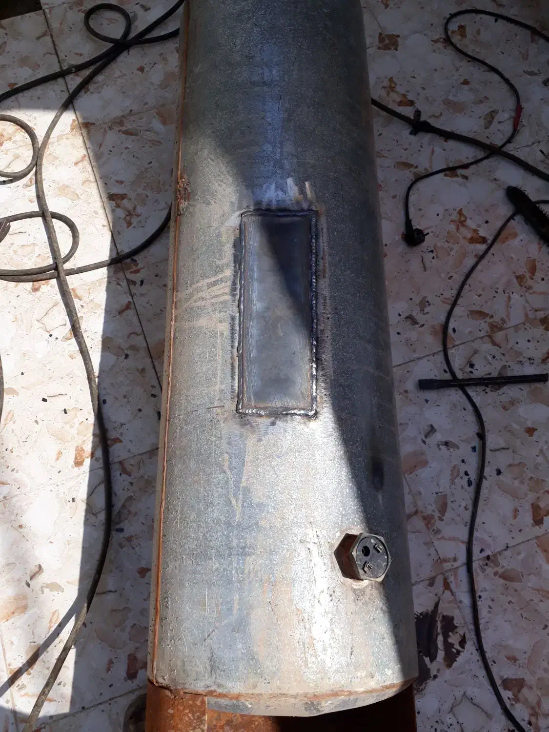 جوشکاری و تعمیرات آبگرمکن سوراخ شده((درمحل شما))|خدمات پیشه و مهارت|آبادان, |دیوار