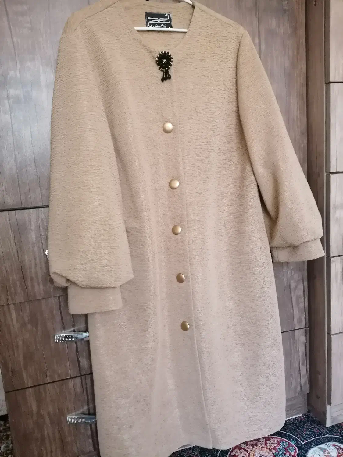 مانتو|لباس|الوند, |دیوار