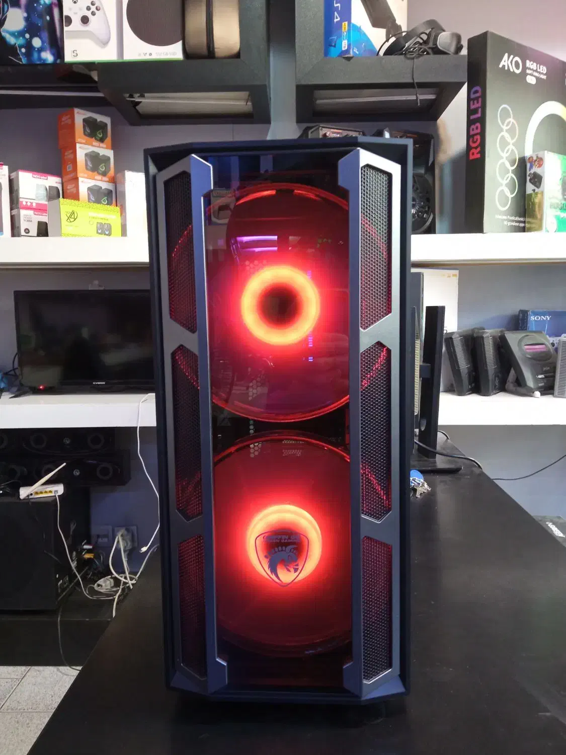 سیستم گیمینگ|رایانه رومیزی|اندیشه, اندیشه فاز ۳|دیوار