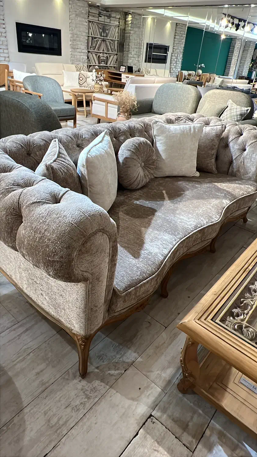 دو نفر نیروی آقا جهت حمل مبلمان|استخدام خدمات فروشگاه و رستوران|شیراز, ملاصدرا|دیوار