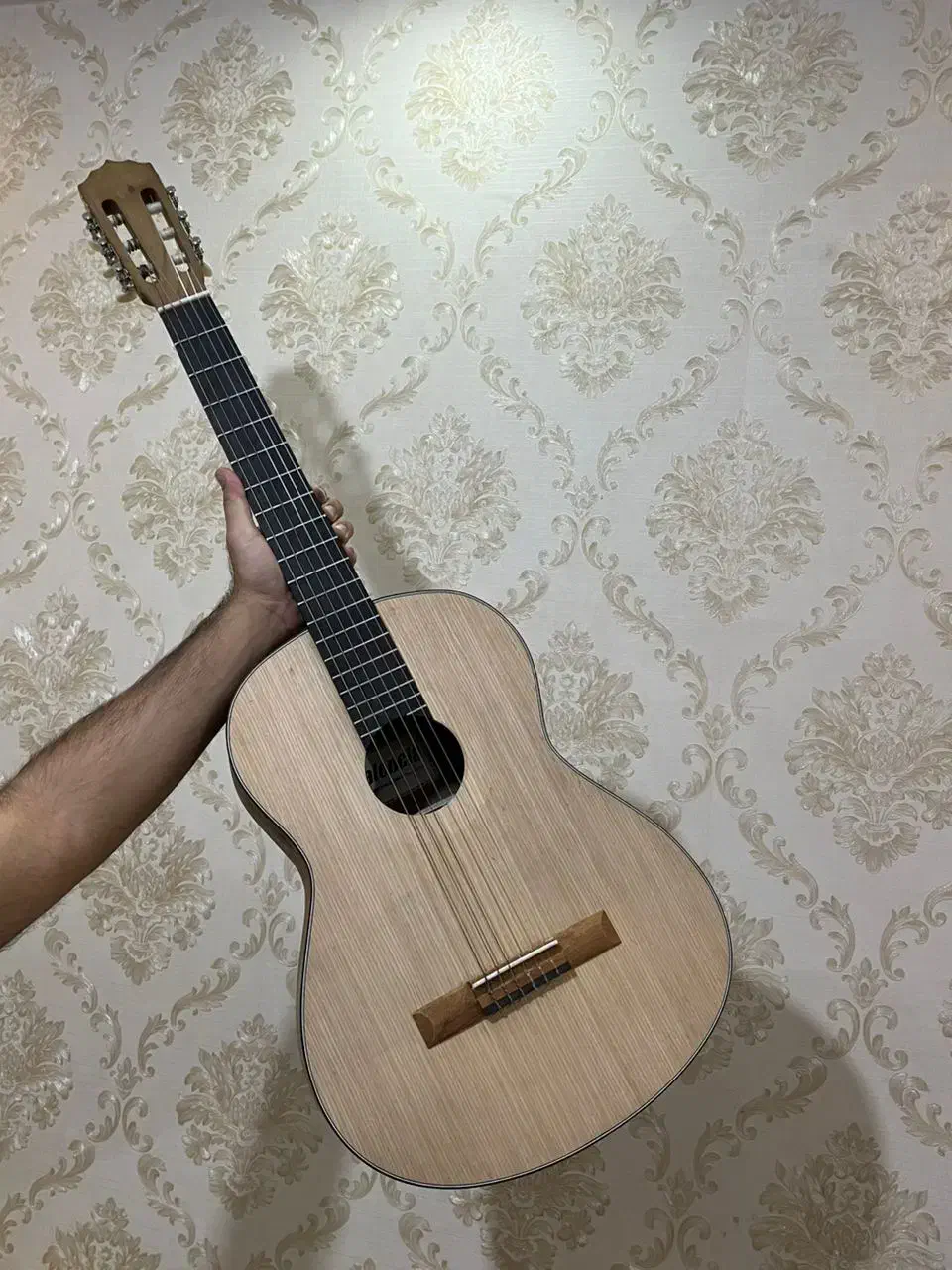 گیتار اسپانیش|گیتار، بیس، امپلیفایر|شاهینشهر, سعدی شمالی|دیوار